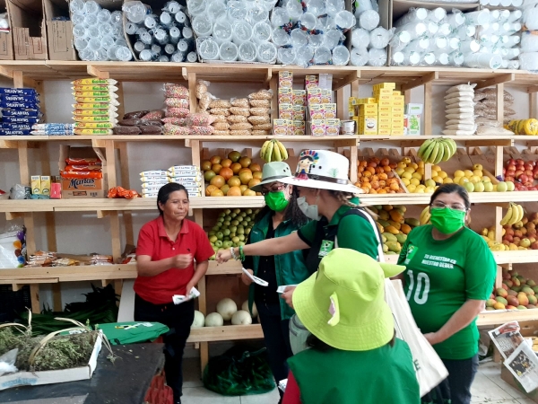 Alexa Hernández continúa recorriendo el Distrito I Federal.